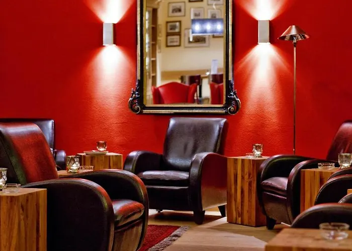 普拉特斯利酒店